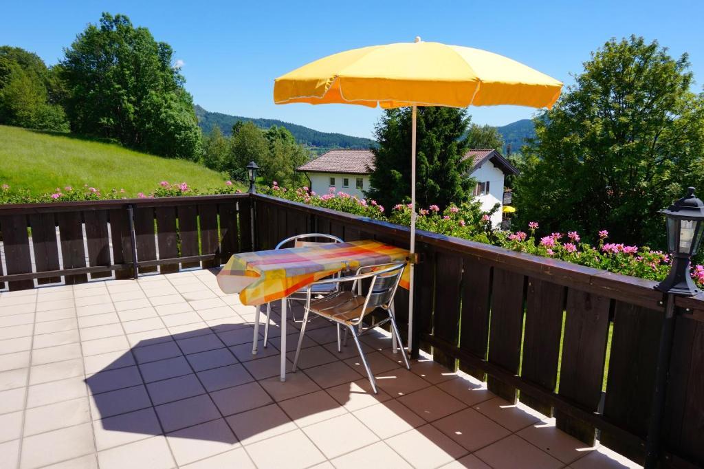 Pension Zur Klause Боденмайс Экстерьер фото